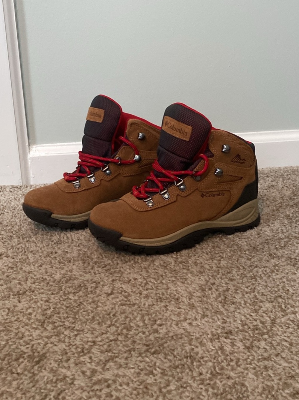 Columbia Tan Suede Hiking Boots with Red Accents